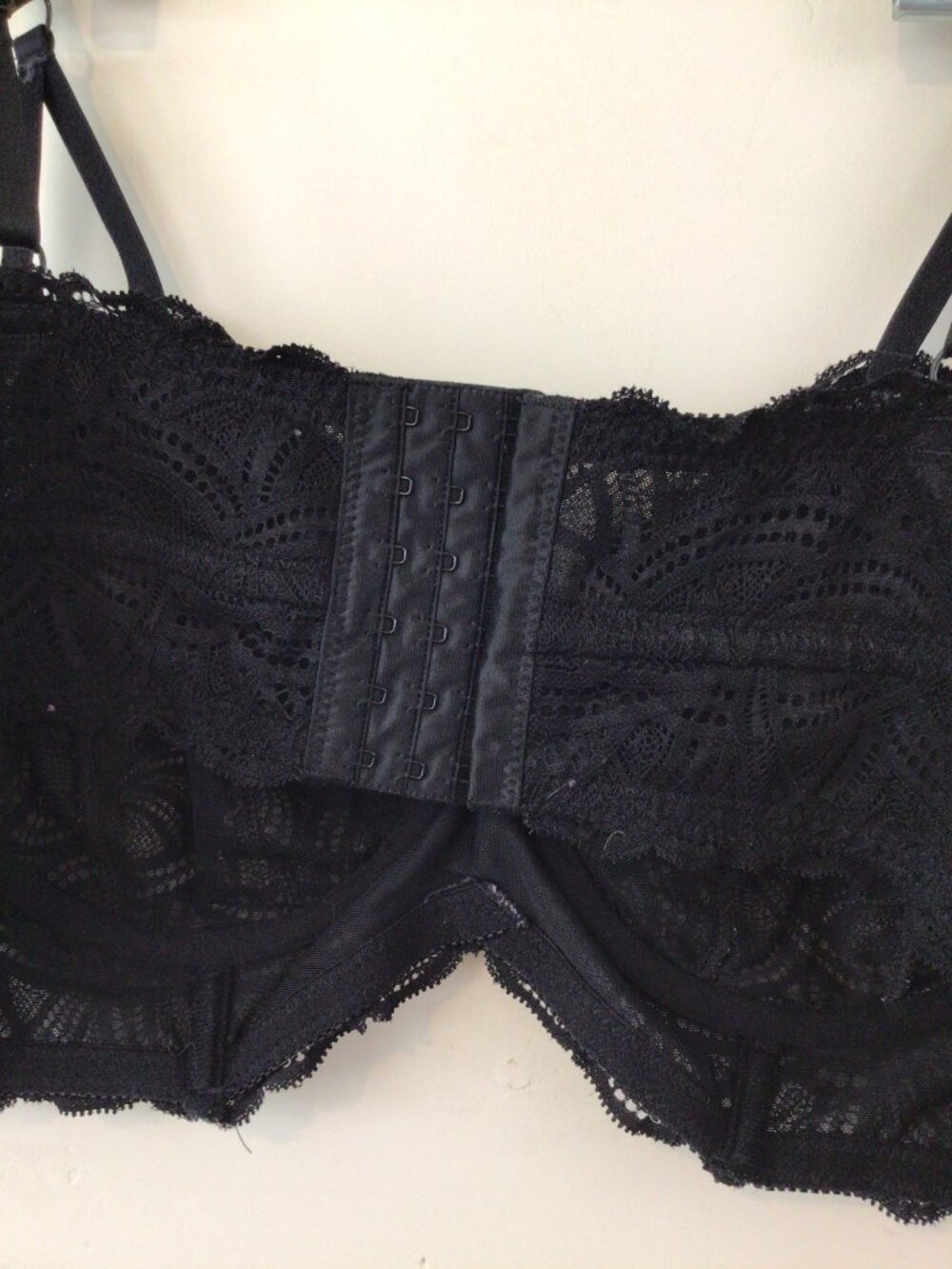 Torrid Curve Black Lace Underwire Bra - Picture 4 of 7